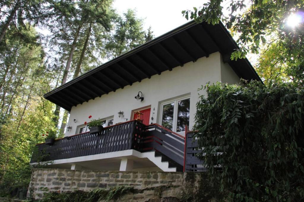 The Vianden Cottage - Charming Cottage In The Forest Екстериор снимка